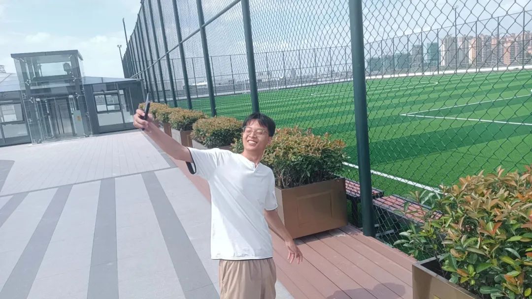 我们一起奔赴山海，领跑未来！